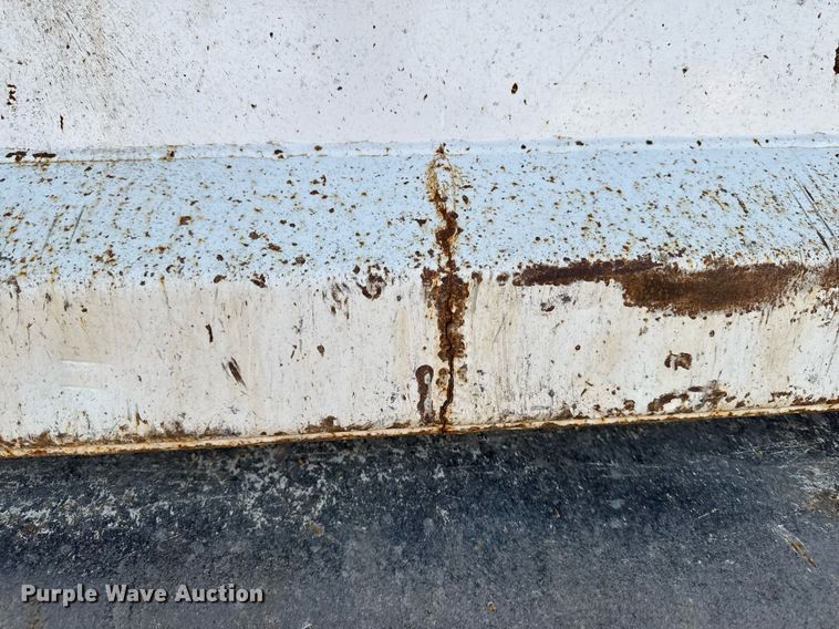 image for item EM3744 2003 Freightliner FLD120SD Classic dump truck