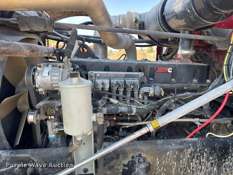 image for item EM3744 2003 Freightliner FLD120SD Classic dump truck