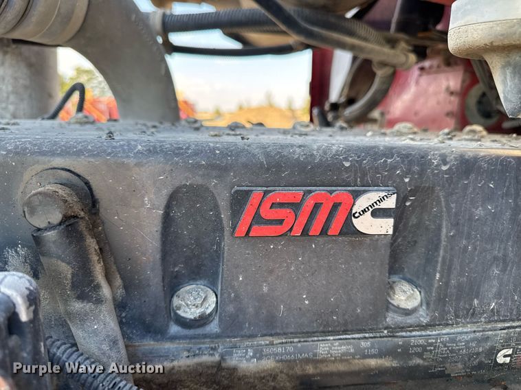 image for item EM3744 2003 Freightliner FLD120SD Classic dump truck