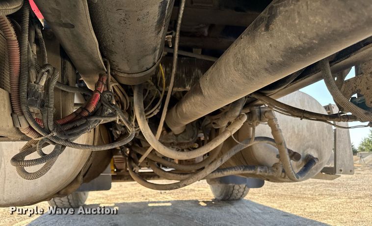 image for item EM3745 2003 Freightliner FLD120SD Classic dump truck