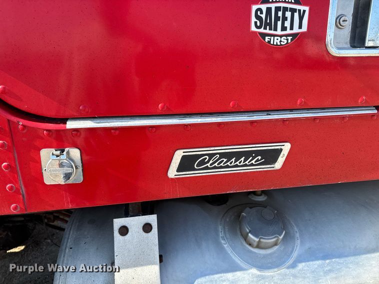 image for item EM3745 2003 Freightliner FLD120SD Classic dump truck