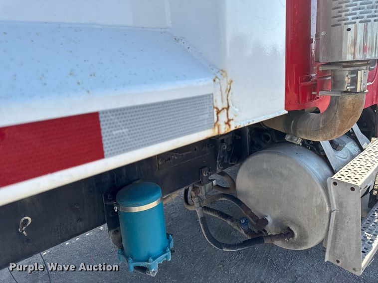 image for item EM3745 2003 Freightliner FLD120SD Classic dump truck