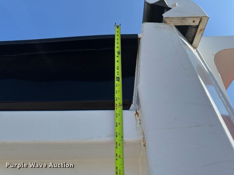 image for item EM3745 2003 Freightliner FLD120SD Classic dump truck