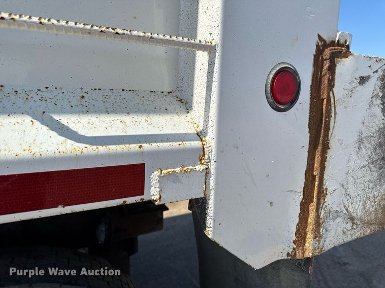 image for item EM3745 2003 Freightliner FLD120SD Classic dump truck