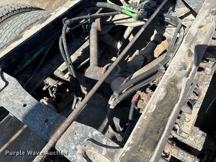 image for item EM3745 2003 Freightliner FLD120SD Classic dump truck