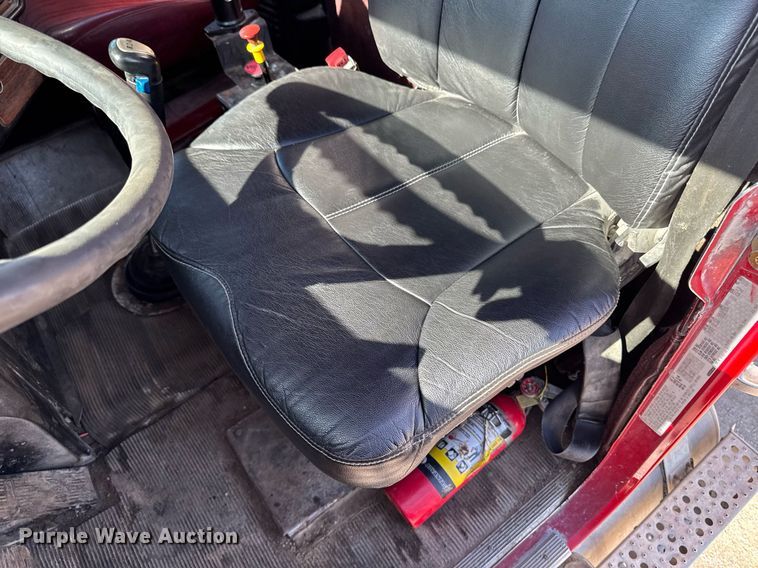 image for item EM3745 2003 Freightliner FLD120SD Classic dump truck