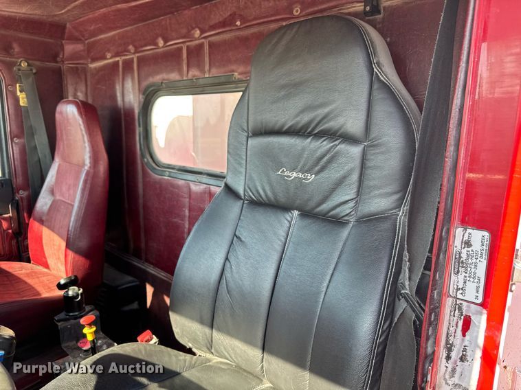 image for item EM3745 2003 Freightliner FLD120SD Classic dump truck