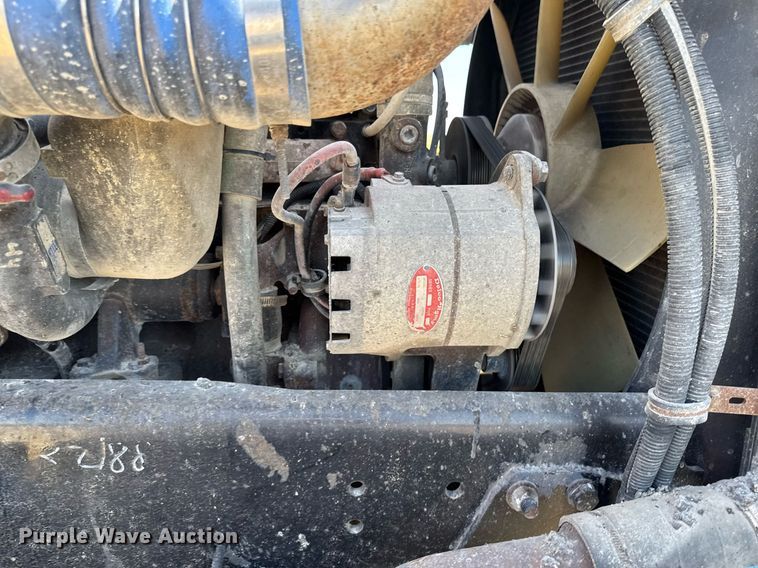 image for item EM3745 2003 Freightliner FLD120SD Classic dump truck