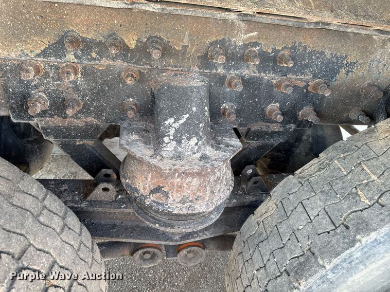 image for item EM3745 2003 Freightliner FLD120SD Classic dump truck