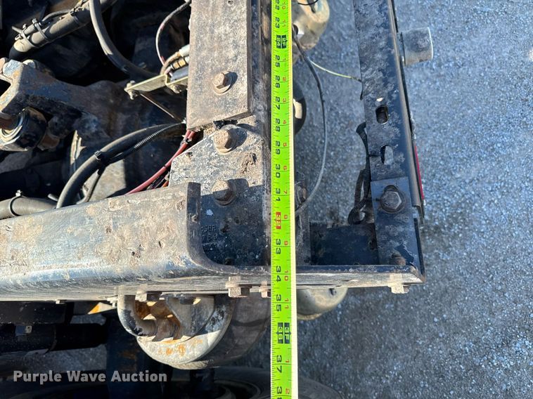 image for item EM3746 2000 Kenworth T800 semi truck