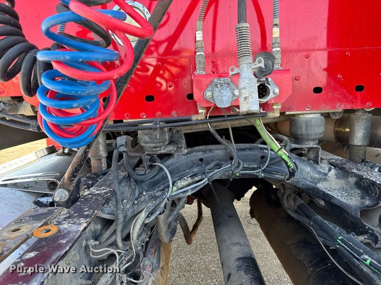 image for item EM3749 2003 Freightliner Columbia semi truck