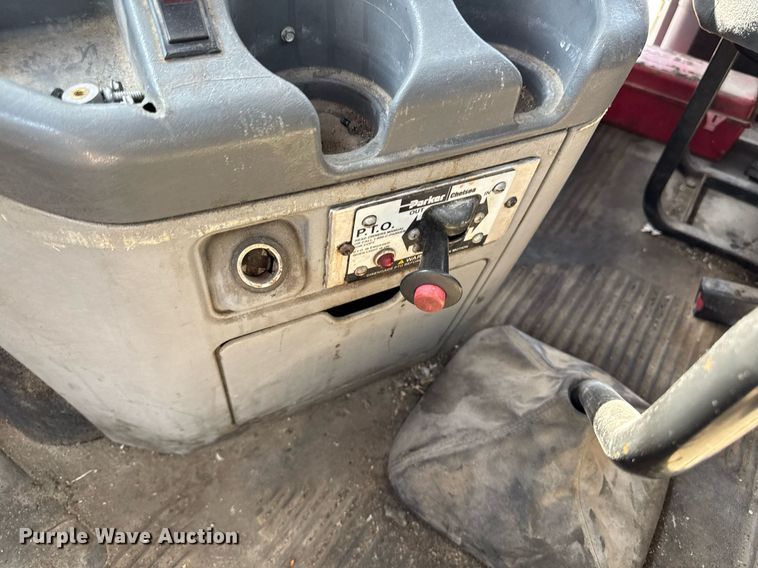 image for item EM3749 2003 Freightliner Columbia semi truck