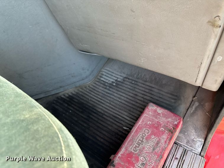 image for item EM3749 2003 Freightliner Columbia semi truck