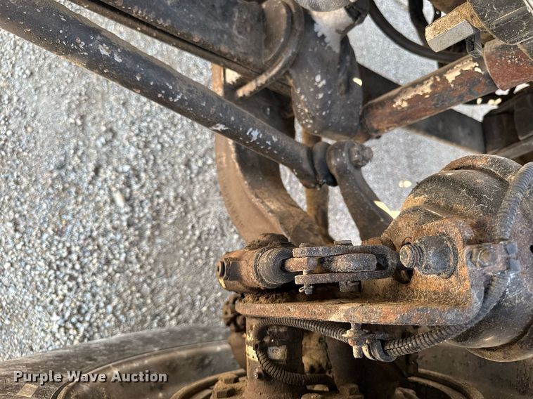 image for item EM3749 2003 Freightliner Columbia semi truck