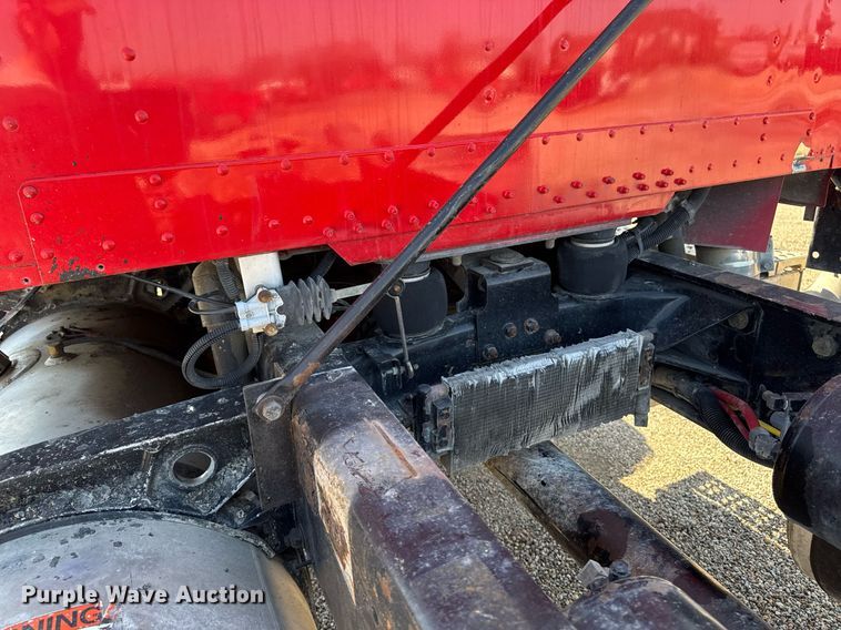 image for item EM3750 1998 Freightliner FLD120SD truck cab and chassis