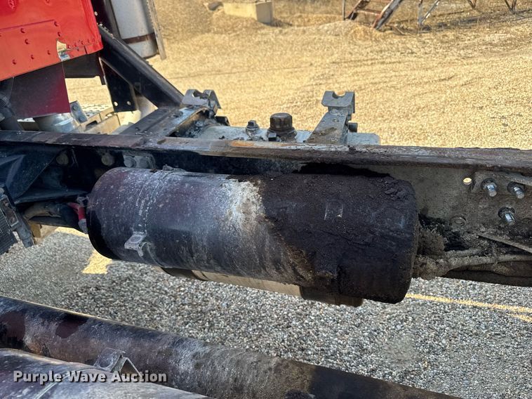 image for item EM3750 1998 Freightliner FLD120SD truck cab and chassis