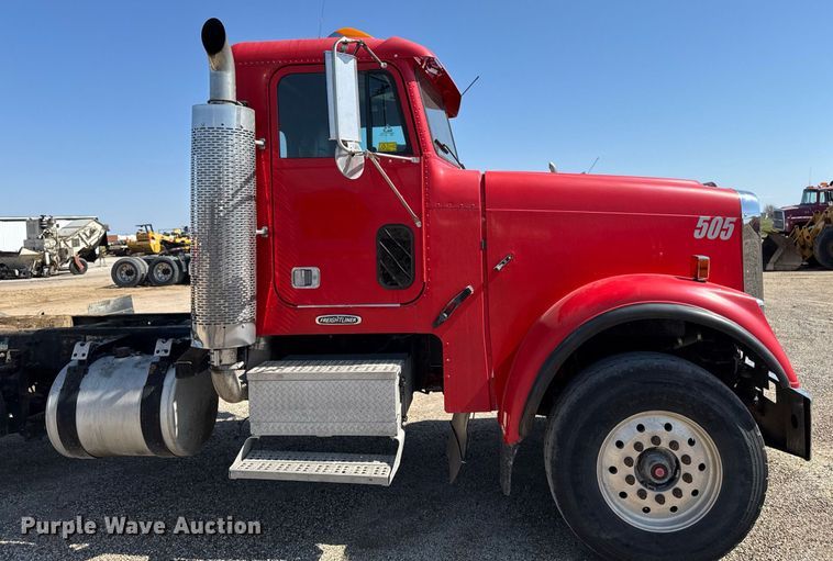 image for item EM3750 1998 Freightliner FLD120SD truck cab and chassis