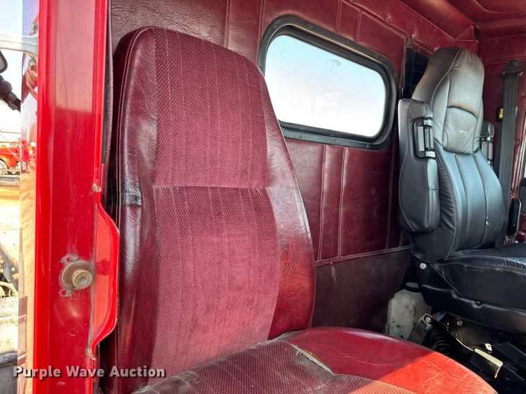 image for item EM3750 1998 Freightliner FLD120SD truck cab and chassis