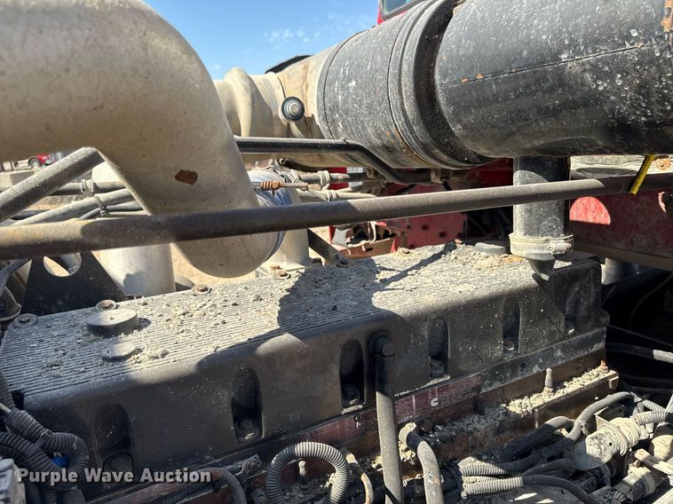 image for item EM3750 1998 Freightliner FLD120SD truck cab and chassis