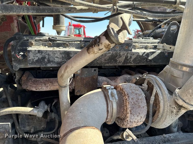 image for item EM3750 1998 Freightliner FLD120SD truck cab and chassis