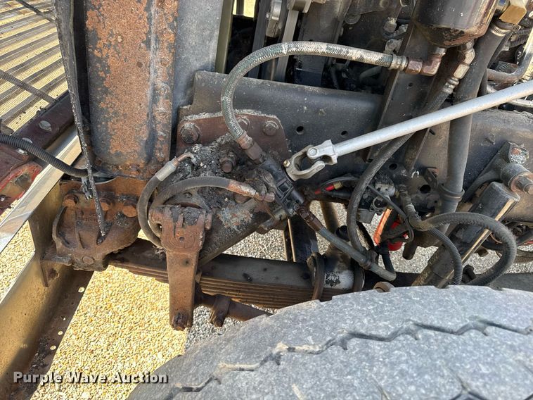 image for item EM3750 1998 Freightliner FLD120SD truck cab and chassis