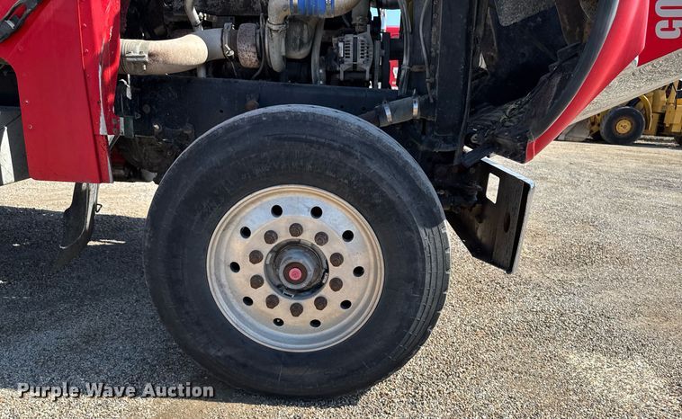 image for item EM3750 1998 Freightliner FLD120SD truck cab and chassis