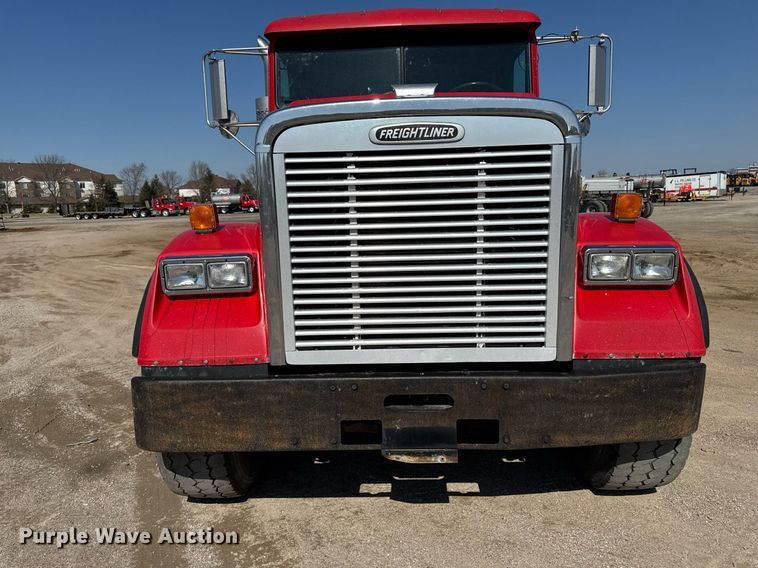 image for item EM3751 1998 Freightliner FLD120SD truck cab and chassis