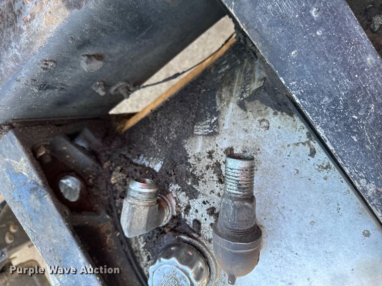 image for item EM3751 1998 Freightliner FLD120SD truck cab and chassis