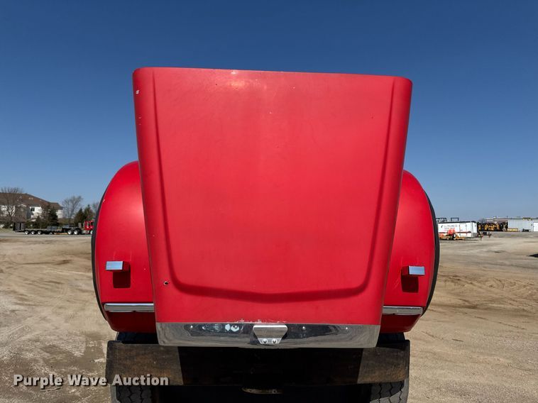 image for item EM3751 1998 Freightliner FLD120SD truck cab and chassis