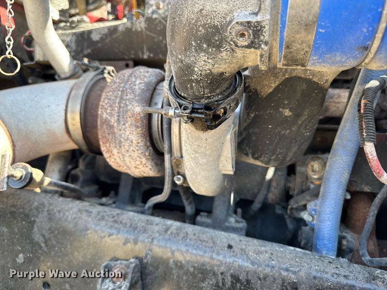 image for item EM3751 1998 Freightliner FLD120SD truck cab and chassis