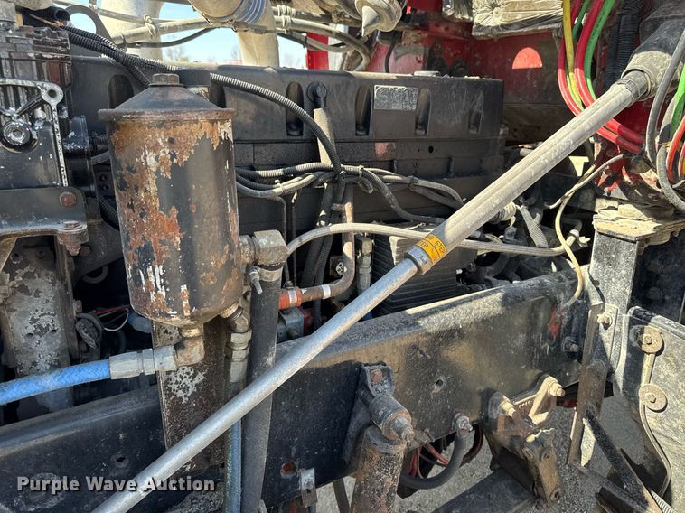 image for item EM3751 1998 Freightliner FLD120SD truck cab and chassis