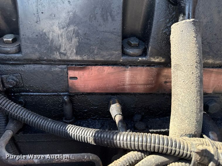 image for item EM3751 1998 Freightliner FLD120SD truck cab and chassis