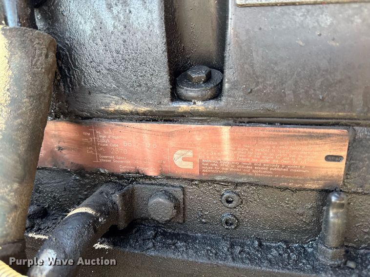 image for item EM3751 1998 Freightliner FLD120SD truck cab and chassis