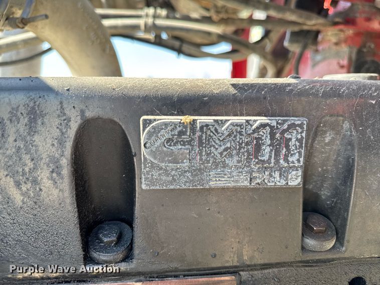 image for item EM3751 1998 Freightliner FLD120SD truck cab and chassis