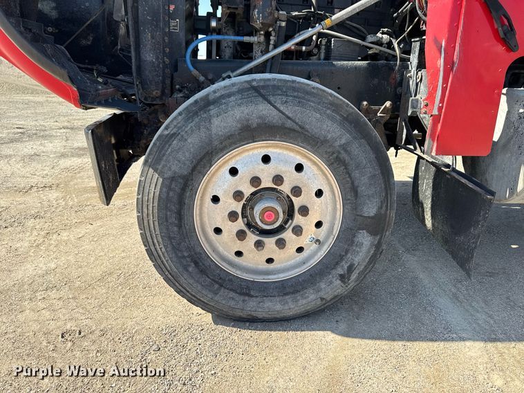 image for item EM3751 1998 Freightliner FLD120SD truck cab and chassis