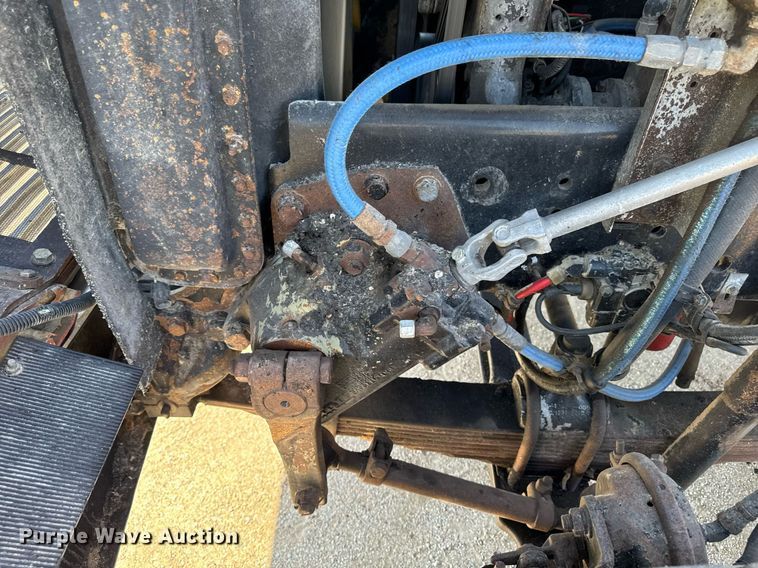 image for item EM3751 1998 Freightliner FLD120SD truck cab and chassis