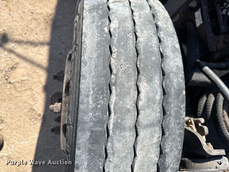 image for item EM3751 1998 Freightliner FLD120SD truck cab and chassis