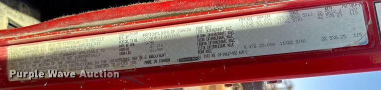 image for item EM3751 1998 Freightliner FLD120SD truck cab and chassis