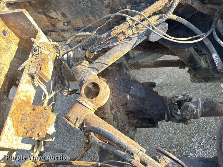 image for item EM3752 1998 Freightliner FLD1209D semi truck