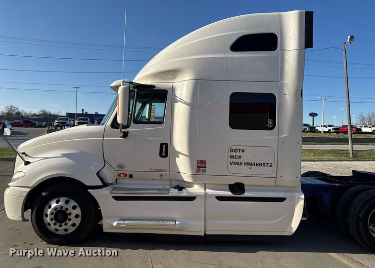 image for item EM3753 2017 International Prostar Plus 122 semi truck