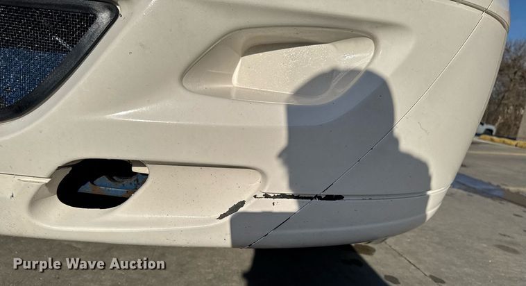 image for item EM3753 2017 International Prostar Plus 122 semi truck