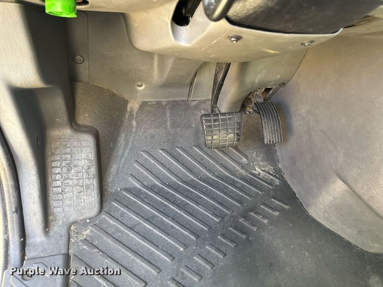 image for item EM3753 2017 International Prostar Plus 122 semi truck