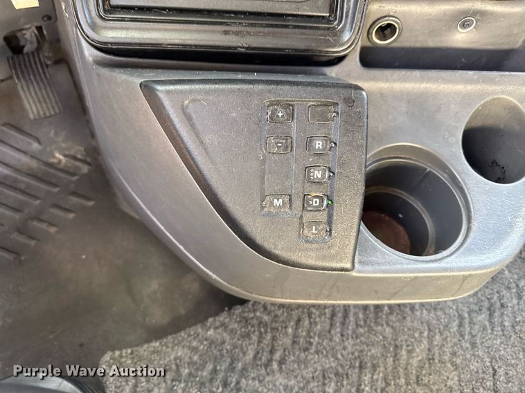 image for item EM3753 2017 International Prostar Plus 122 semi truck