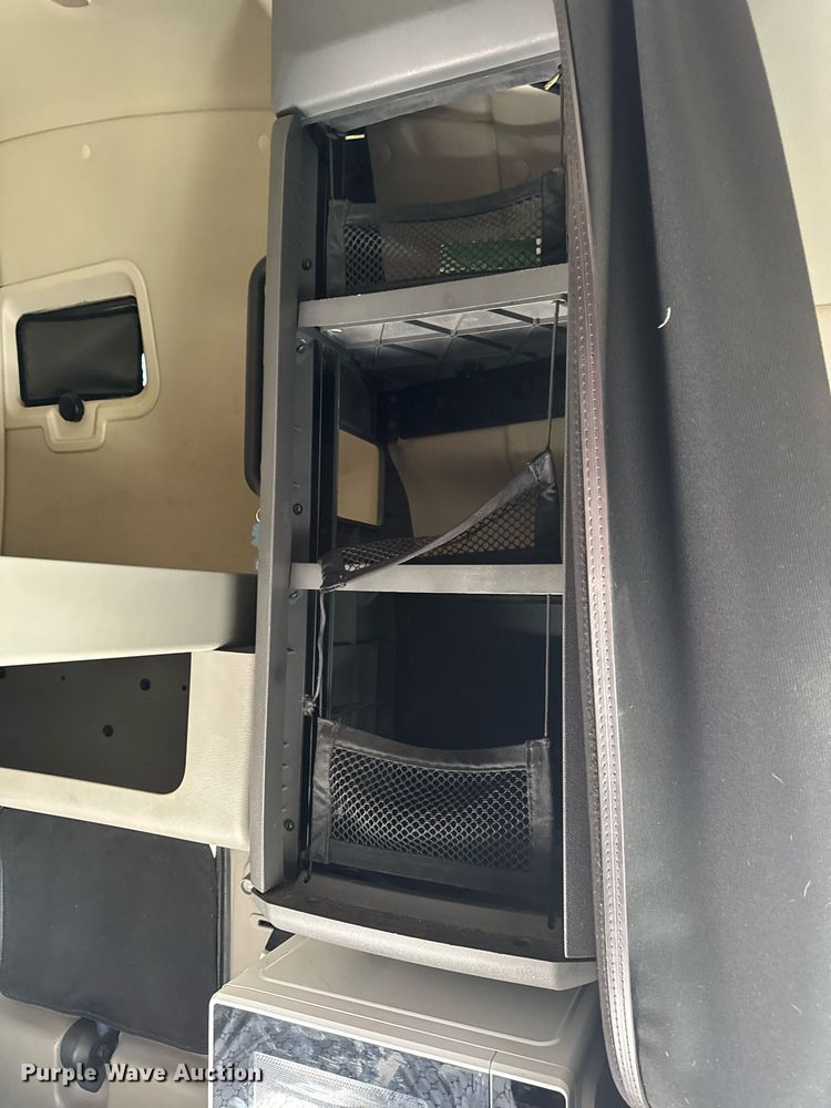 image for item EM3753 2017 International Prostar Plus 122 semi truck