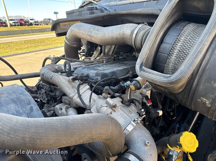 image for item EM3753 2017 International Prostar Plus 122 semi truck