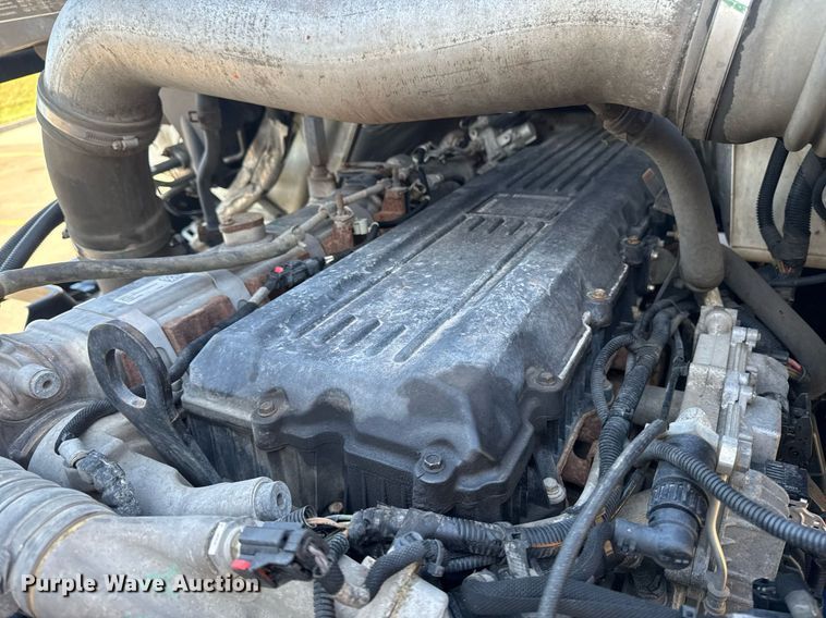 image for item EM3753 2017 International Prostar Plus 122 semi truck