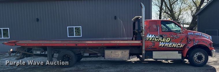 image for item EM3754 2007 Ford F650 Super Duty rollback truck