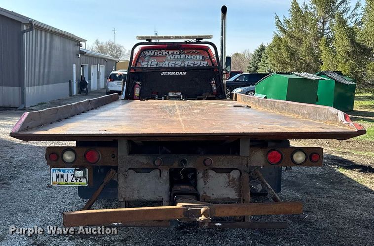 image for item EM3754 2007 Ford F650 Super Duty rollback truck