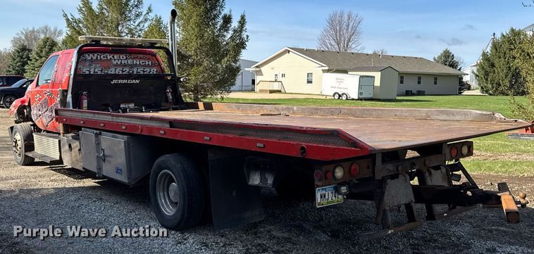 image for item EM3754 2007 Ford F650 Super Duty rollback truck