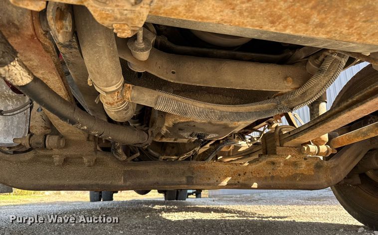 image for item EM3754 2007 Ford F650 Super Duty rollback truck